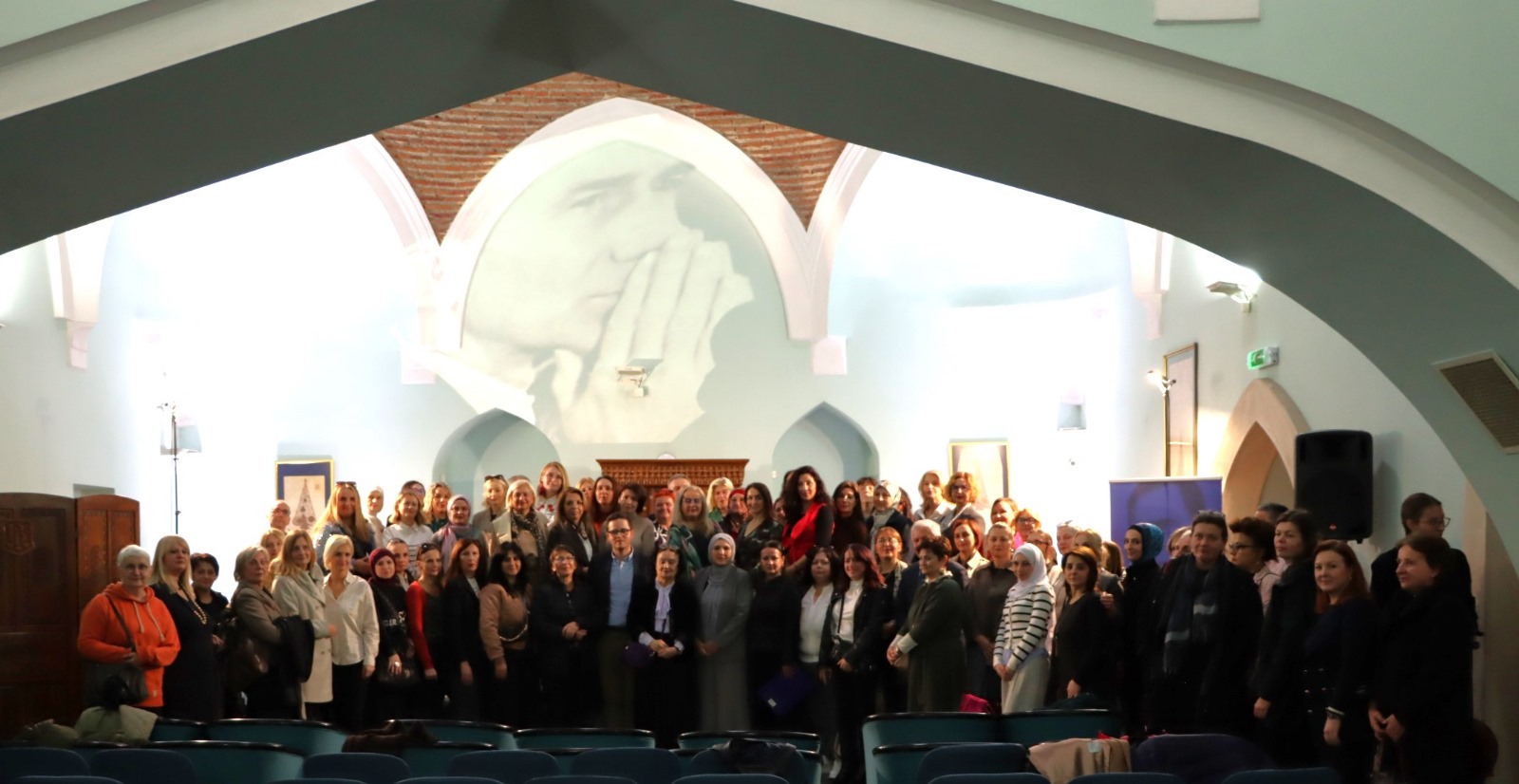 Izabrana djela Alije Isakovića grupna